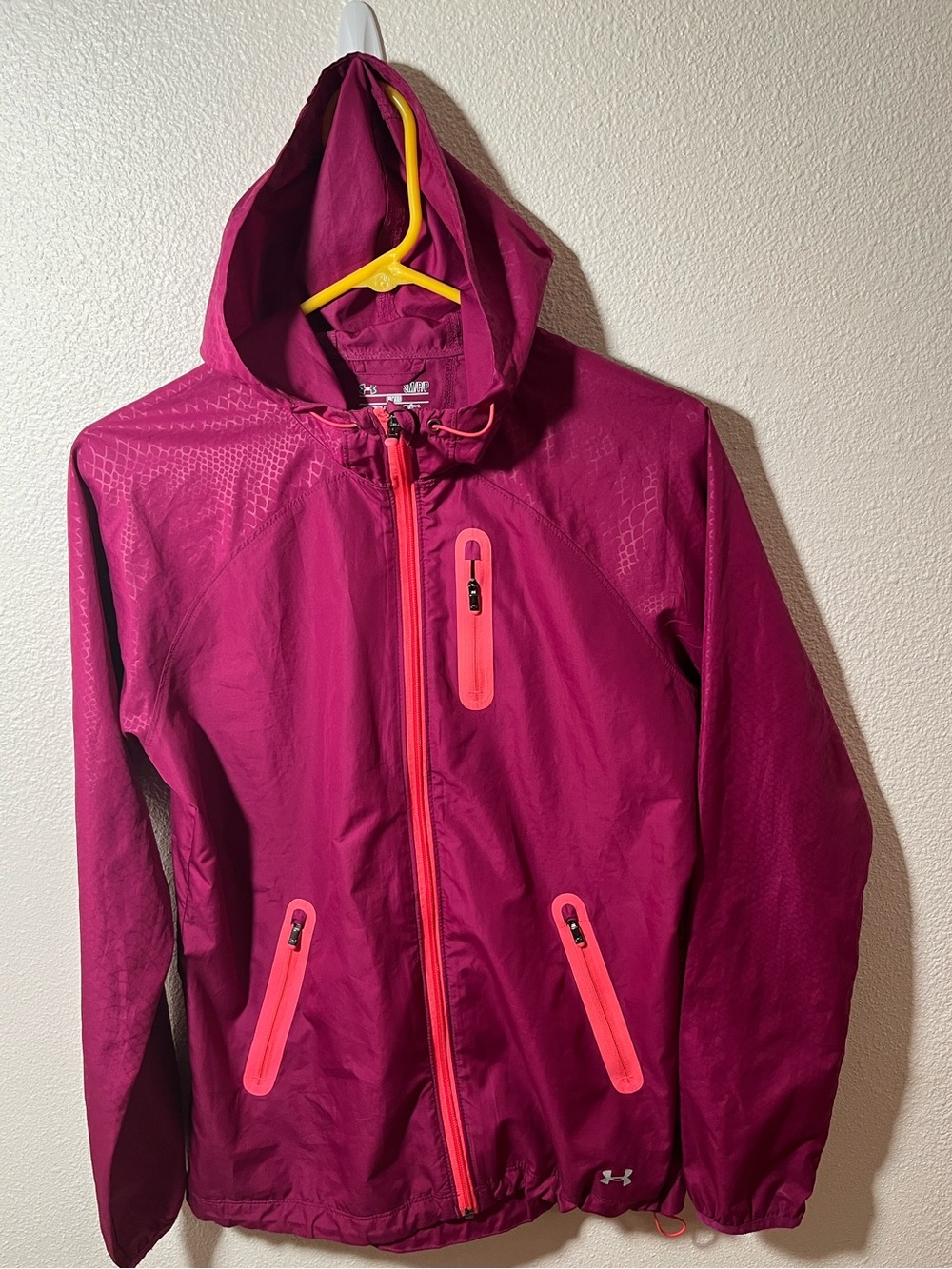 Under Armour Deep Magenta Hooded Windbreaker with Neon Orange Accents Size Small